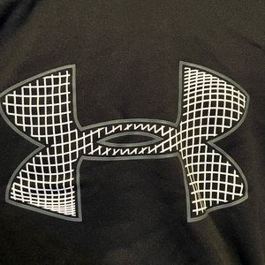 Men’s small UA hoodie